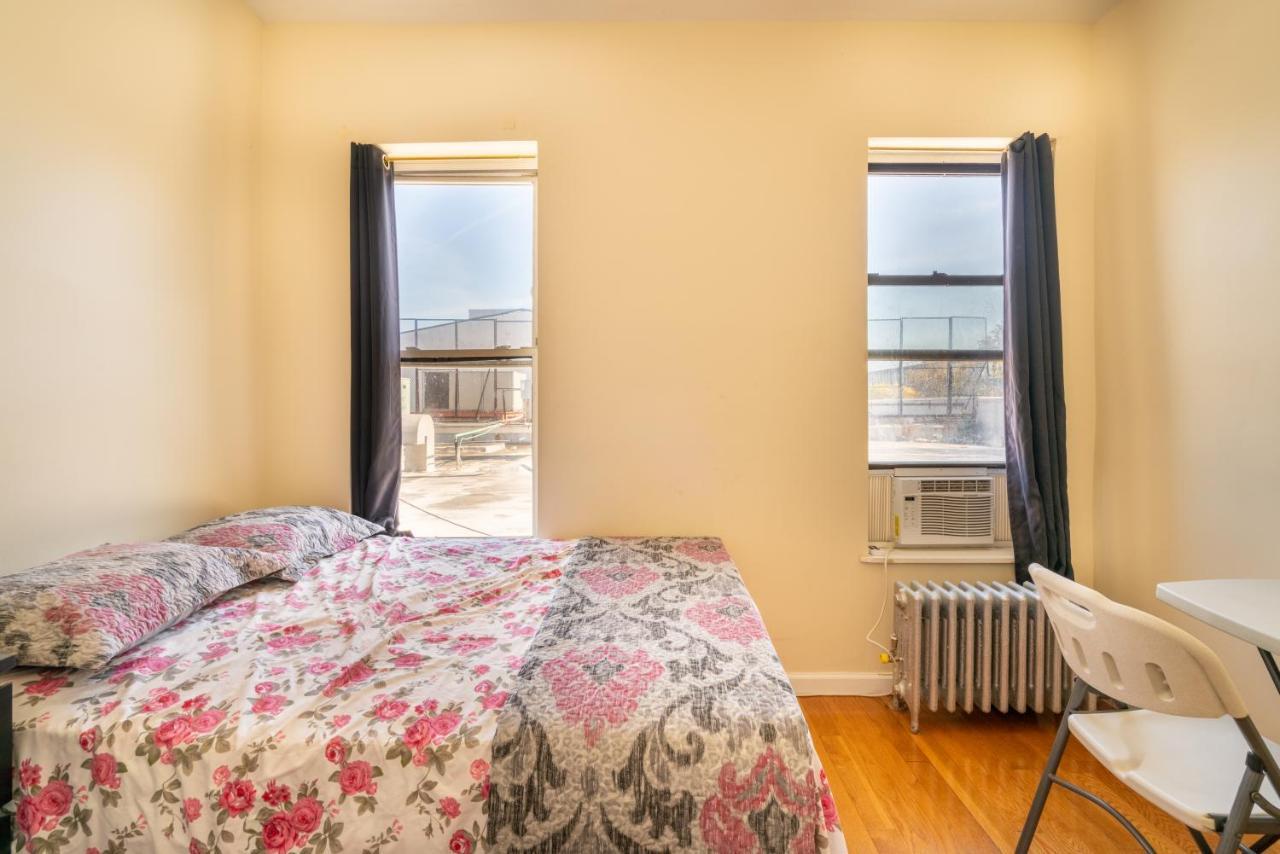 Empire Blvd Guest House Нью-Йорк Экстерьер фото